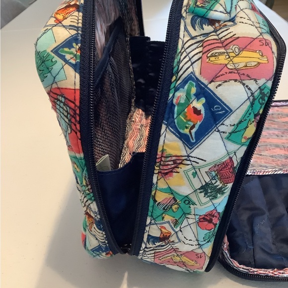 MINT VERA BRADLEY TRAVEL TOILETRY/COSMETIC BAG - Picture 7 of 8